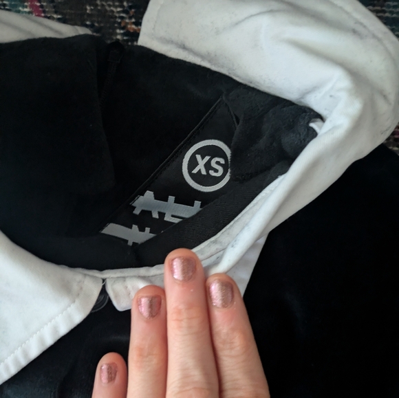 Disturbia velvet mini dress - Picture 3 of 3